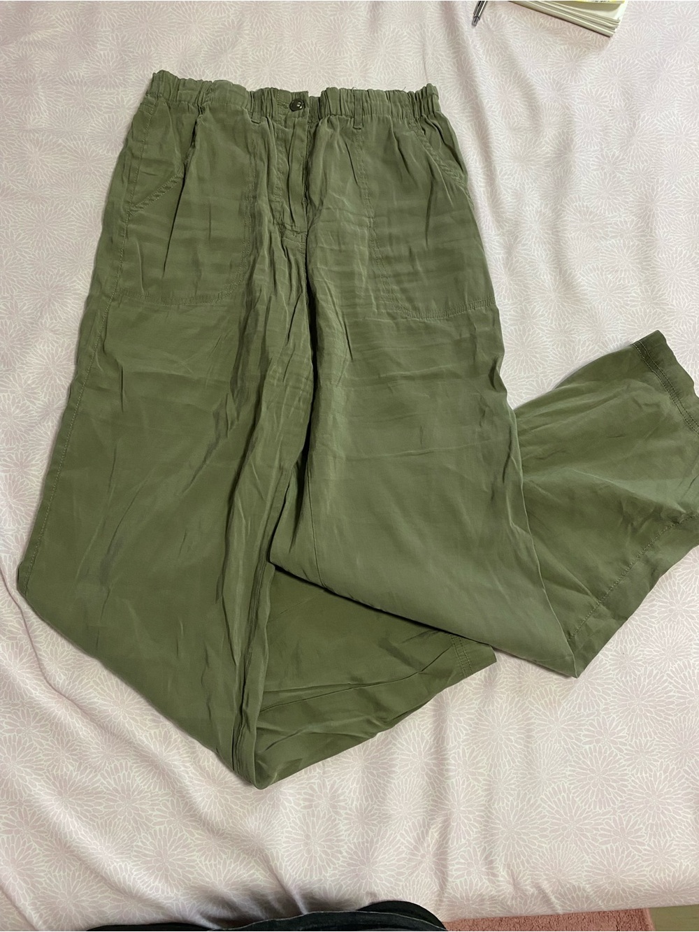 Max Studio Olive Green Lightweight Relaxed Chinos